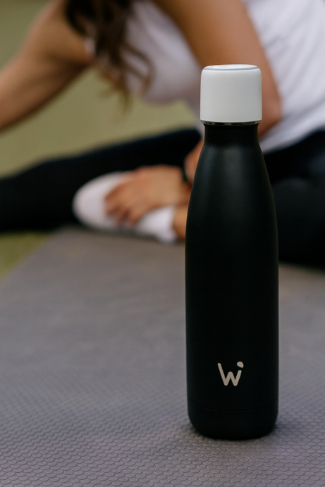 water.io smart water bottle