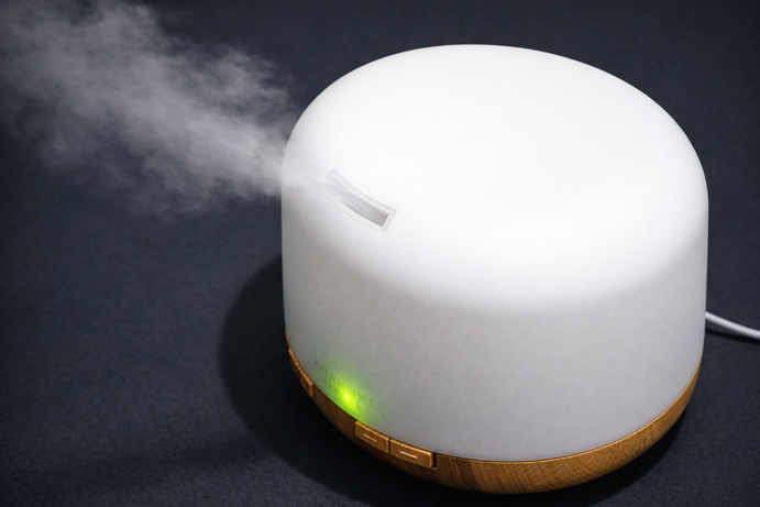 asakuki essential oil diffuser running with strong mist output after cleaning